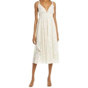 NEW Lulu’s Spaghetti Strap Jacquard Plunge Neck Midi Dress NWT